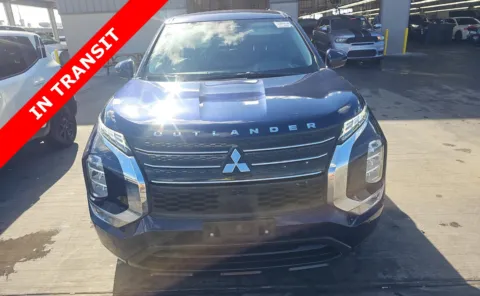 Another view of 2023 Mitsubishi Outlander SE for sale in Alvin, TX at Auto Boutique Texas