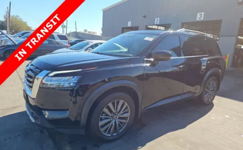 Black 2022 Nissan Pathfinder SL for sale in Alvin, TX