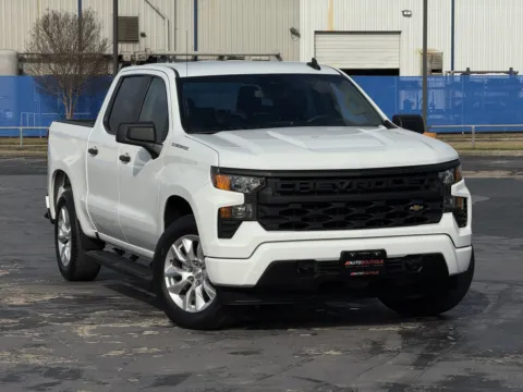 Photos of 2022 Chevrolet Silverado 1500 Custom for sale in Alvin, TX at Auto Boutique Texas