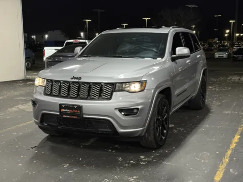 More photos of 2018 Jeep Grand Cherokee Altitude at Auto Boutique Texas, TX