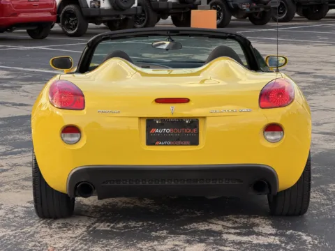 More photos of 2007 Pontiac Solstice GXP at Auto Boutique Texas, TX