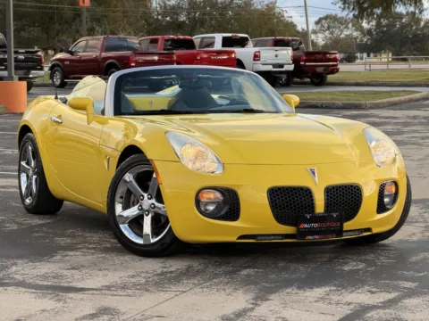 Photos of 2007 Pontiac Solstice GXP for sale in Alvin, TX at Auto Boutique Texas