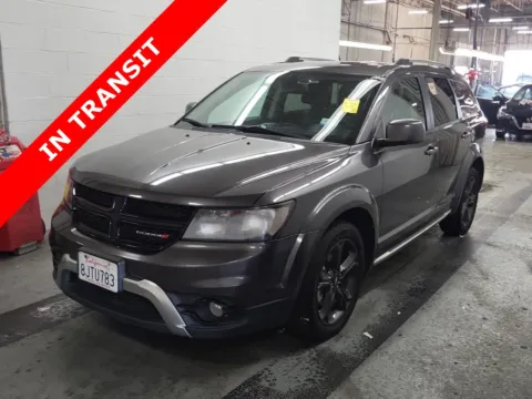 Gray 2019 Dodge Journey Crossroad for sale in Alvin, TX
