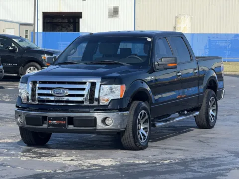 Another view of 2009 Ford F-150 XLT for sale in Alvin, TX at Auto Boutique Texas