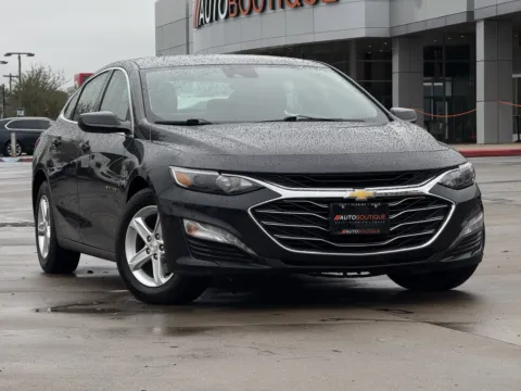 Photos of 2023 Chevrolet Malibu LT for sale in Alvin, TX at Auto Boutique Texas