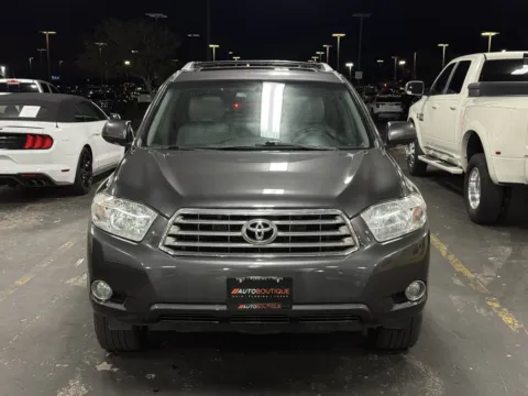 More photos of 2010 Toyota Highlander Limited at Auto Boutique Texas, TX
