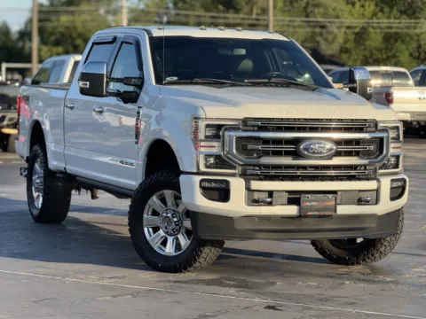 Photos of 2020 Ford Super Duty F-250 SRW Platinum for sale in Alvin, TX at Auto Boutique Texas