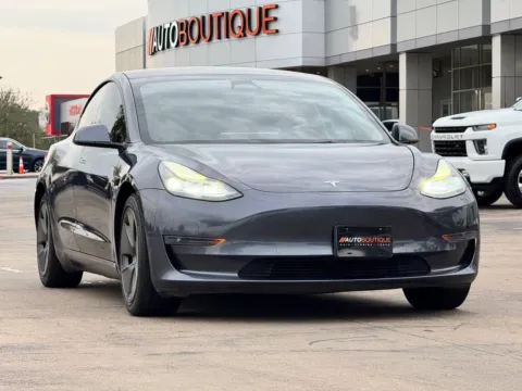 Photos of 2022 Tesla Model 3 for sale in Alvin, TX at Auto Boutique Texas