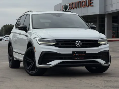 Photos of 2023 Volkswagen Tiguan SE R-Line Black for sale in Alvin, TX at Auto Boutique Texas