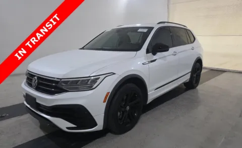 White 2023 Volkswagen Tiguan SE R-Line Black for sale in Alvin, TX