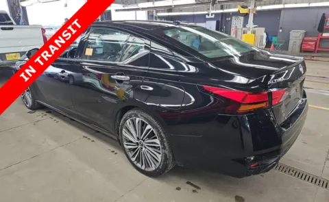 More photos of 2023 Nissan Altima 2.5 SL at Auto Boutique Texas, TX