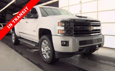 Another view of 2019 Chevrolet Silverado 2500HD High Country for sale in Alvin, TX at Auto Boutique Texas