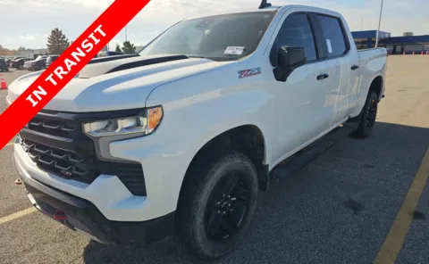 White 2023 Chevrolet Silverado 1500 LT Trail Boss for sale in Alvin, TX