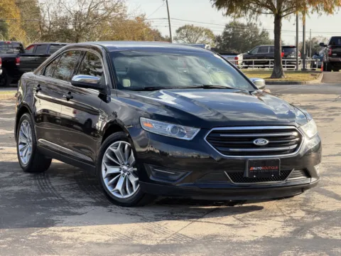 Black 2013 FORD TAURUS LIM Limited for sale in Alvin, TX