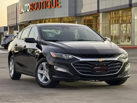 Photos of 2023 Chevrolet Malibu LT for sale in Alvin, TX at Auto Boutique Texas
