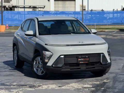 Photos of 2024 Hyundai Kona SE for sale in Alvin, TX at Auto Boutique Texas