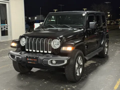 Another view of 2018 Jeep Wrangler Unlimited Sahara for sale in Alvin, TX at Auto Boutique Texas