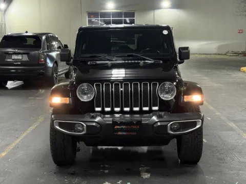 More photos of 2018 Jeep Wrangler Unlimited Sahara at Auto Boutique Texas, TX
