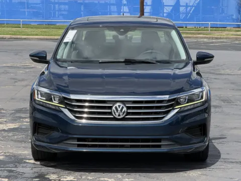 More photos of 2022 Volkswagen Passat 2.0T SE at Auto Boutique Texas, TX