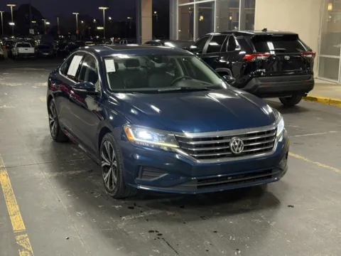 Photos of 2022 Volkswagen Passat 2.0T SE for sale in Alvin, TX at Auto Boutique Texas