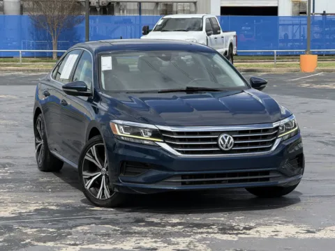 Photos of 2022 Volkswagen Passat 2.0T SE for sale in Alvin, TX at Auto Boutique Texas