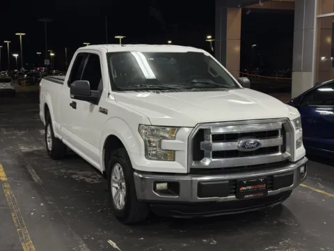 Another view of 2015 Ford F-150 XLT for sale in Alvin, TX at Auto Boutique Texas
