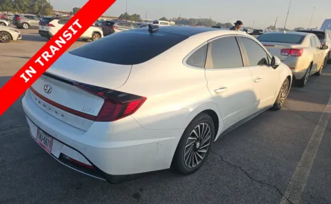 More photos of 2022 Hyundai Sonata Hybrid Limited at Auto Boutique Texas, TX