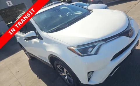 White 2018 Toyota RAV4 XLE for sale in Alvin, TX