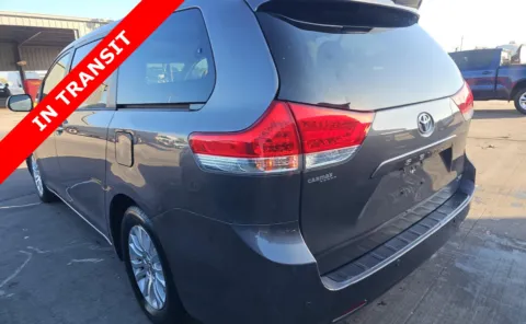 Another view of 2014 Toyota Sienna XLE for sale in Alvin, TX at Auto Boutique Texas