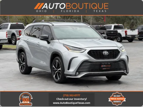 Silver 2022 Toyota Highlander XSE for sale in Alvin, TX