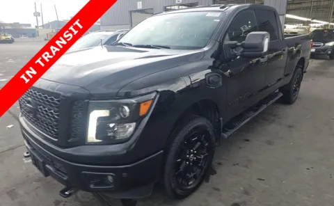 Black 2018 Nissan Titan XD SL for sale in Alvin, TX