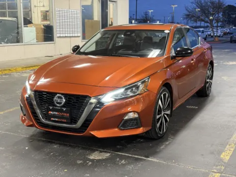 Another view of 2020 Nissan Altima 2.5 SR for sale in Alvin, TX at Auto Boutique Texas