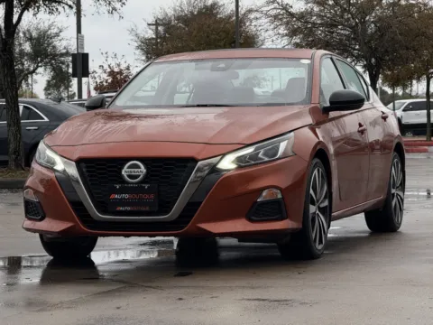 Another view of 2020 Nissan Altima 2.5 SR for sale in Alvin, TX at Auto Boutique Texas