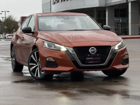 More photos of 2020 Nissan Altima 2.5 SR at Auto Boutique Texas, TX
