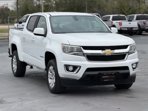 Photos of 2017 Chevrolet Colorado 2WD LT for sale in Alvin, TX at Auto Boutique Texas