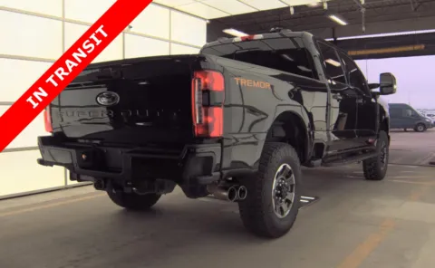 More photos of 2023 Ford Super Duty F-350 SRW LARIAT at Auto Boutique Texas, TX