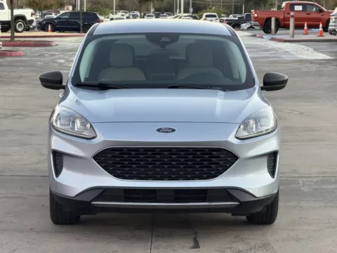 More photos of 2022 Ford Escape SE at Auto Boutique Texas, TX