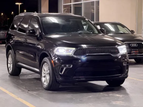 Photos of 2022 Dodge Durango SXT for sale in Alvin, TX at Auto Boutique Texas