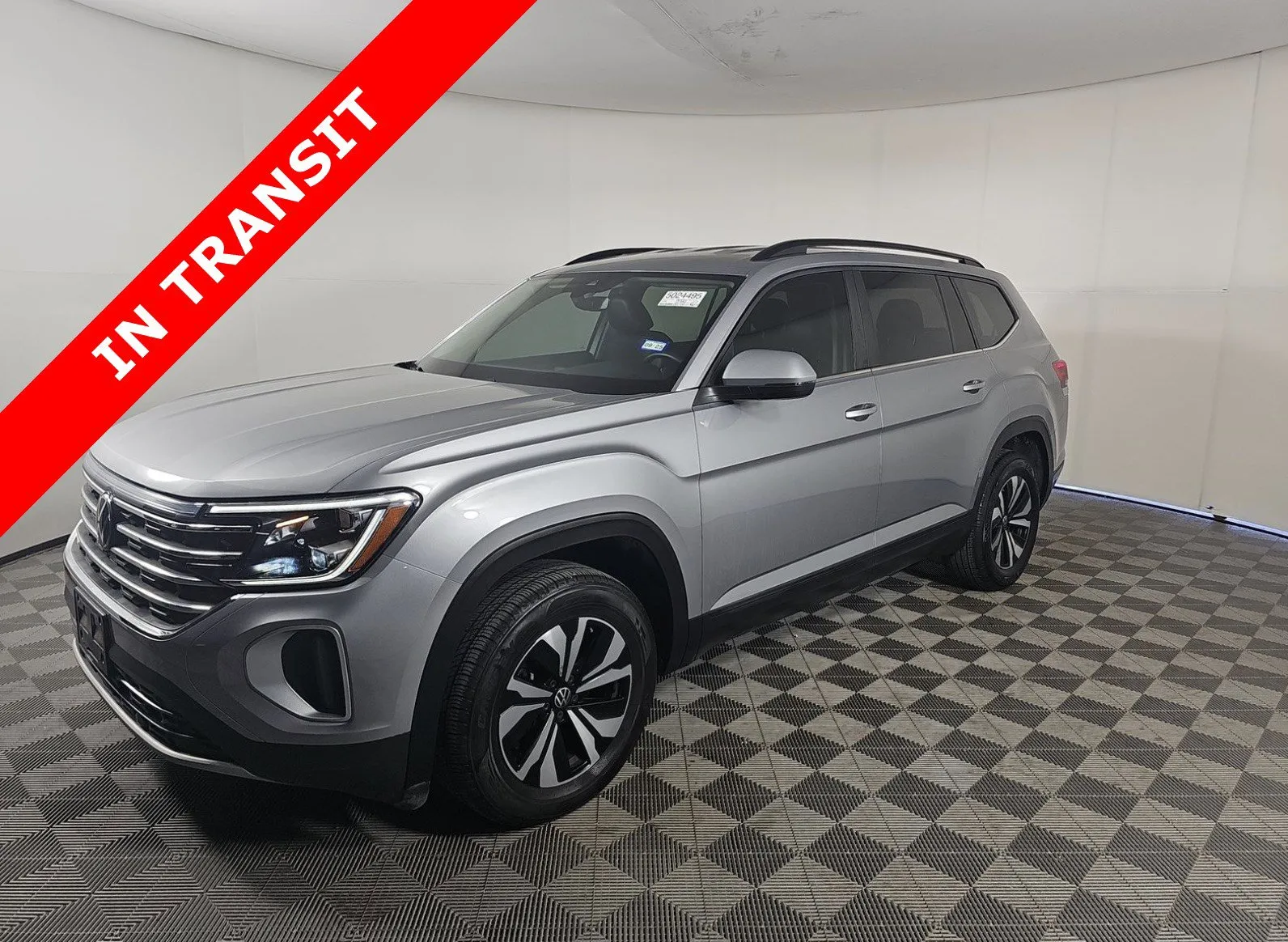 2024 Volkswagen Atlas SE's photo