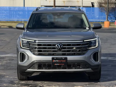 More photos of 2024 Volkswagen Atlas 2.0T SE at Auto Boutique Texas, TX