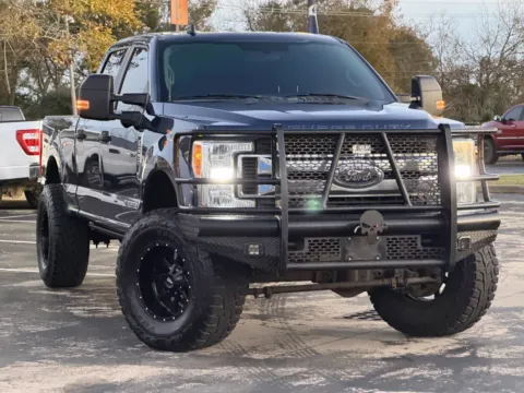 Photos of 2019 Ford Super Duty F-250 SRW XL for sale in Alvin, TX at Auto Boutique Texas
