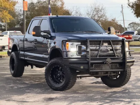 Blue 2019 Ford Super Duty F-250 SRW XL for sale in Alvin, TX
