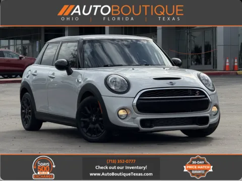 White 2019 MINI Hardtop 4 Door Cooper S for sale in Alvin, TX