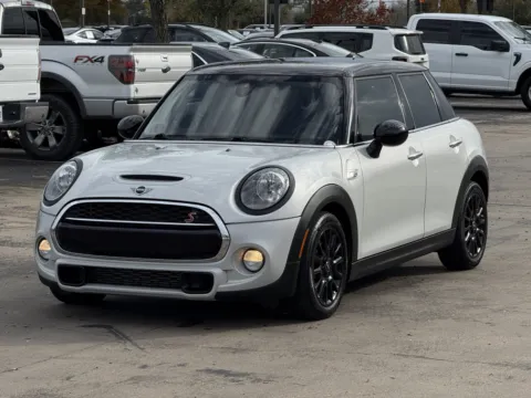 More photos of 2019 MINI Hardtop 4 Door Cooper S at Auto Boutique Texas, TX