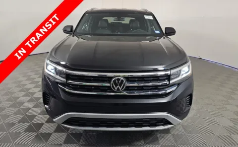 More photos of 2023 Volkswagen Atlas Cross Sport 2.0T SE at Auto Boutique Texas, TX