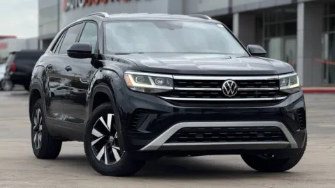 Black 2023 Volkswagen Atlas Cross Sport 2.0T SE for sale in Alvin, TX