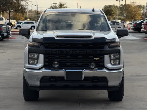 More photos of 2021 Chevrolet Silverado 2500HD Work Truck at Auto Boutique Texas, TX
