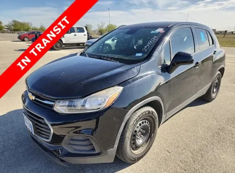 Black 2018 Chevrolet Trax LS for sale in Alvin, TX