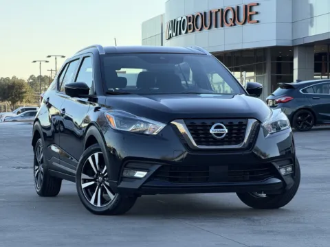 Photos of 2020 Nissan Kicks SR for sale in Alvin, TX at Auto Boutique Texas