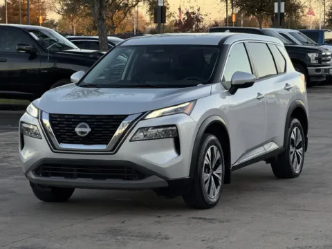 More photos of 2022 Nissan Rogue SV at Auto Boutique Texas, TX